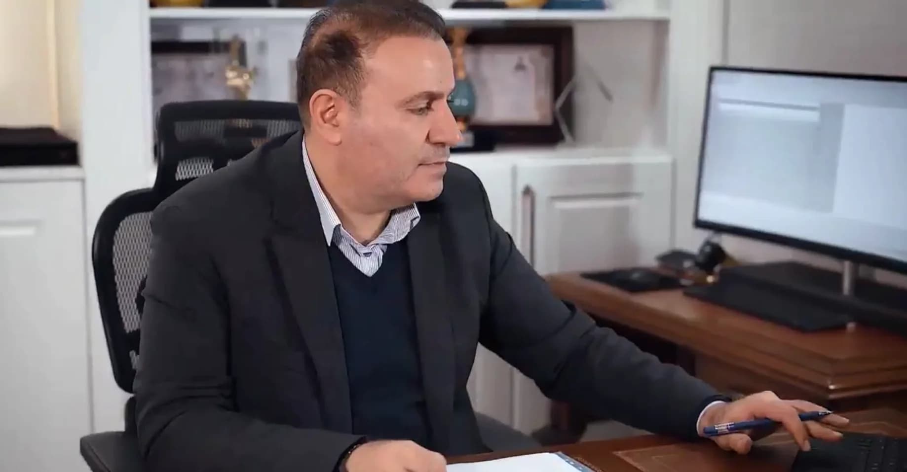 “بر این باوریم تا در فضای رقابتی و پر چالش کنونی حاکم بر این حوزه، پیشرفت سازمان در گرو رضایت مشتریان بوده و همواره سعی میشود تا تمامی اولویتها، تصمیمات خلاقانه مدیریتی، مقاصد و اهداف سازمانی به سمت الزامات، نیازها و خواستههای مشتریان سوق یابد”